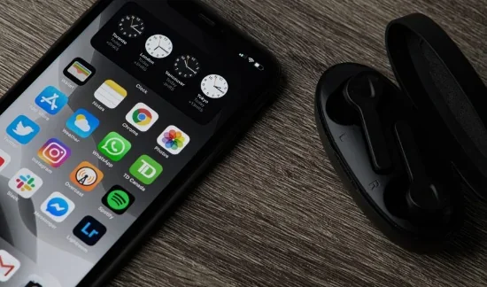 Як вибрати бездротові навушники: ТОП-5 моделей