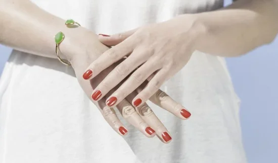 Манікюр з гель-лаком: як вибрати, нафарбувати, зняти