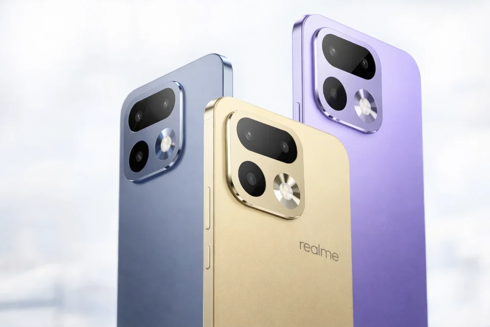 Смартфоны Realme 16 Pro в разных цветах с акцентом на дизайн камер Смартфоны Realme 16 Pro в синем, золотом и фиолетовом цветах с крупным блоком камер, демонстрация дизайна задней панели и модулей камеры
