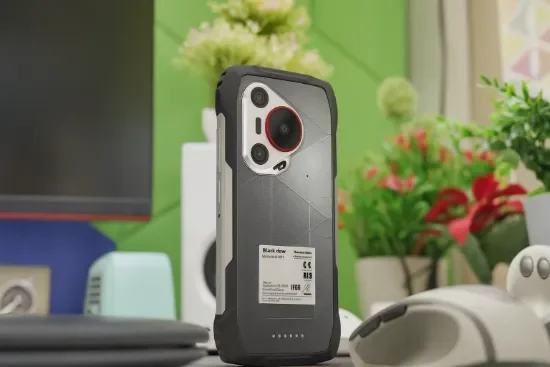 Blackview BL7000